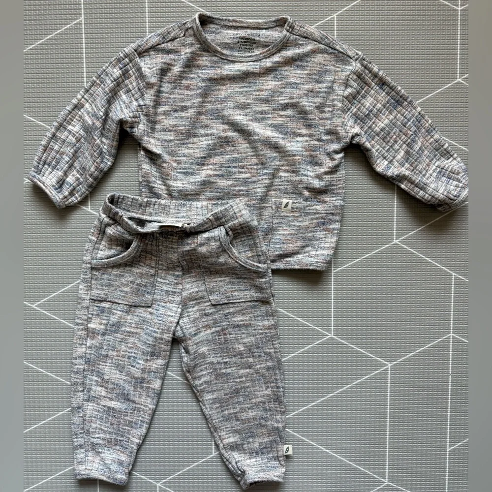 Easy peasy|Baby gender Neutral earthy Heathered Sweatshirt & Jogger Set•Lounge